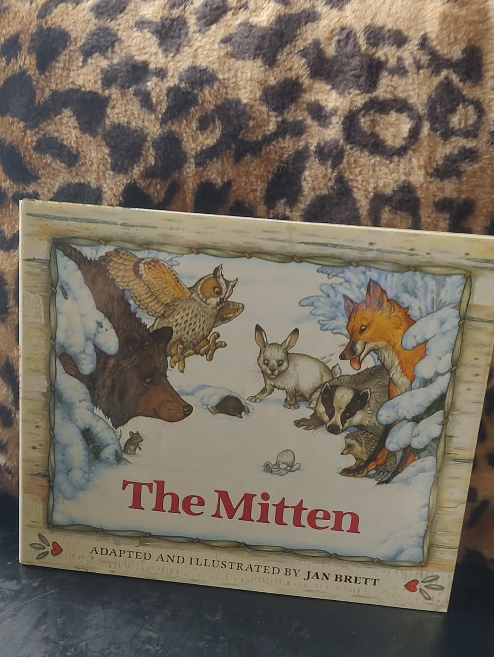 The Mitten 📚/ByJan Brett,1989